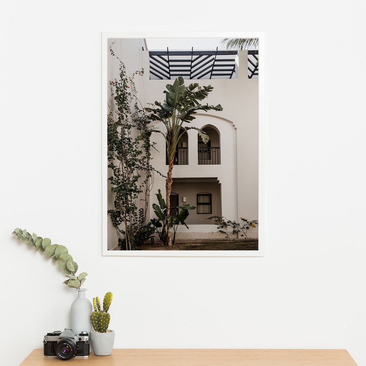 Wes Co Gallery Poster Tropical Palm Courtyard 11 x 17" Home Goods - Nature  Art Print